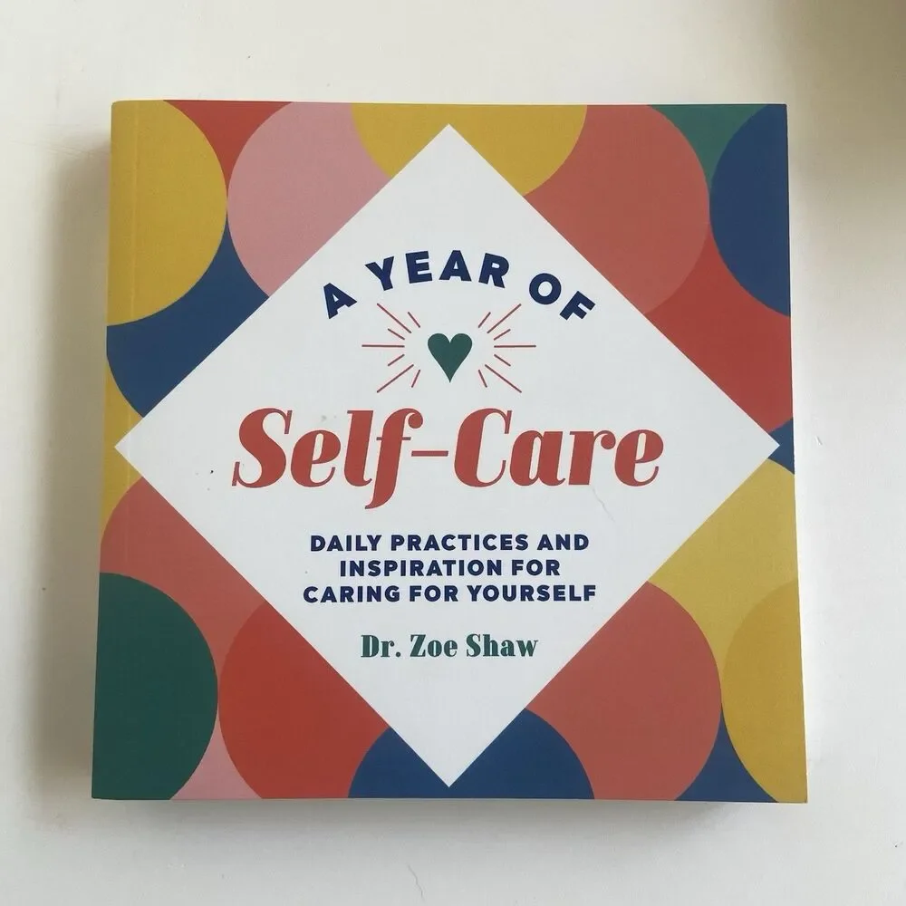 4 Book Bundle (A Year Of Self-Care, Good Life, Finding Gratitude, Be Strong)